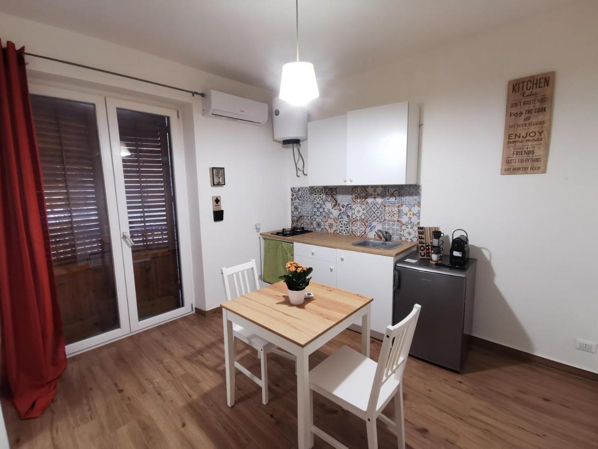 Casa Del Giglio - City Center Appartement Palermo Buitenkant foto